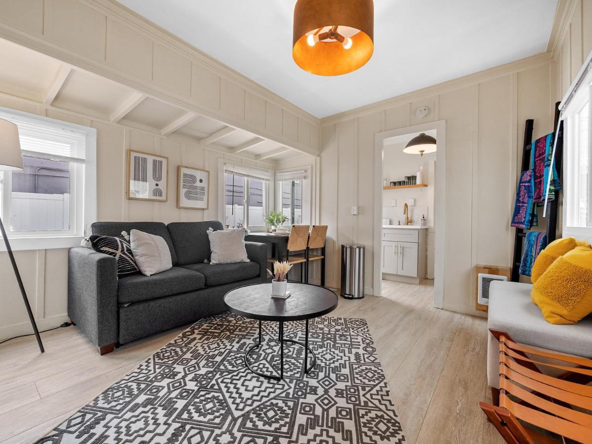 Sunset Cliffs Oceanfront Casita W Fast Wifi, Large Outdoor Space & Ocean Breeze!