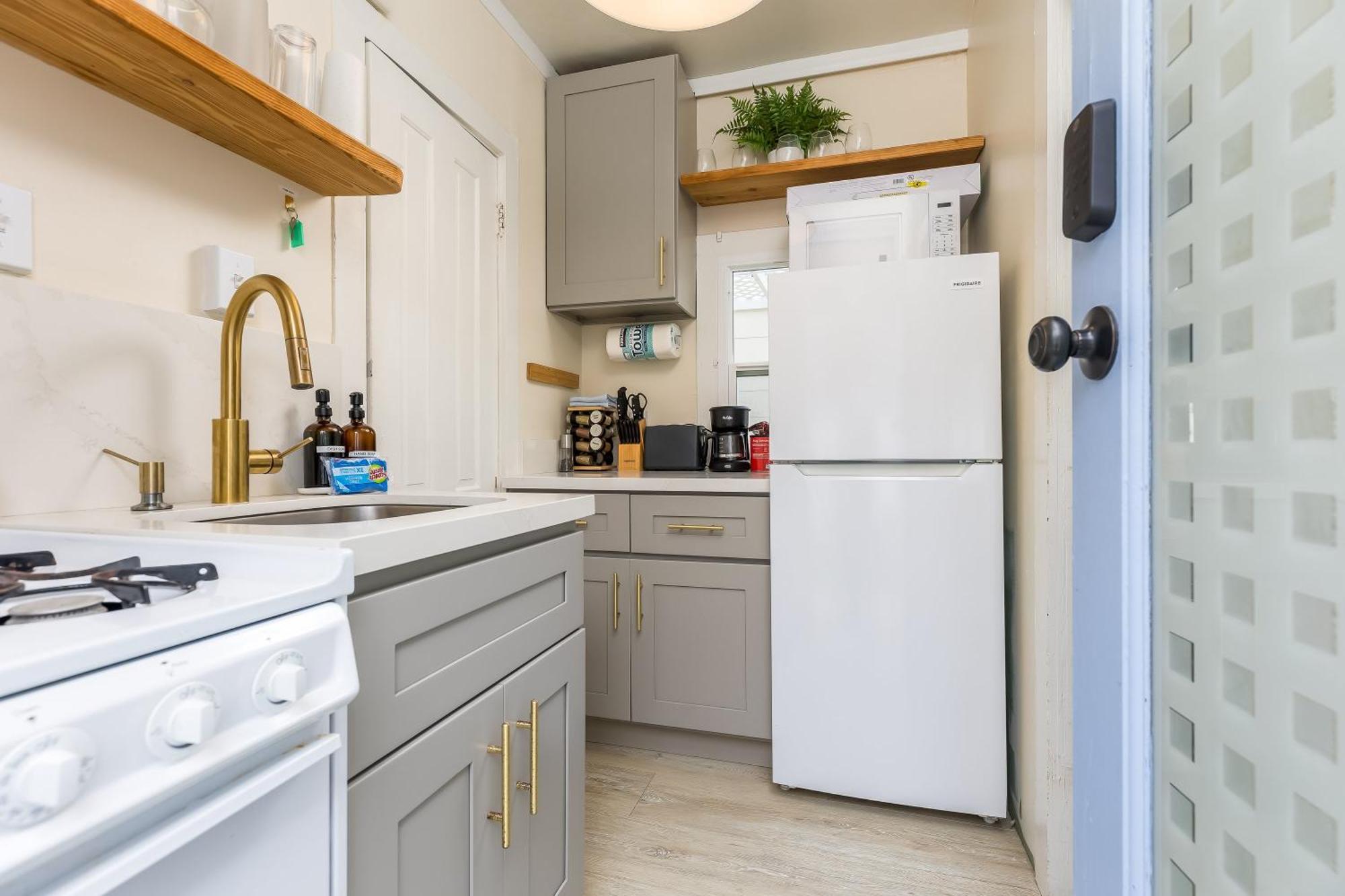 Holiday home Sunset Cliffs Oceanfront Casita W Fast Wifi, Large Outdoor Space & Ocean Breeze! San Diego